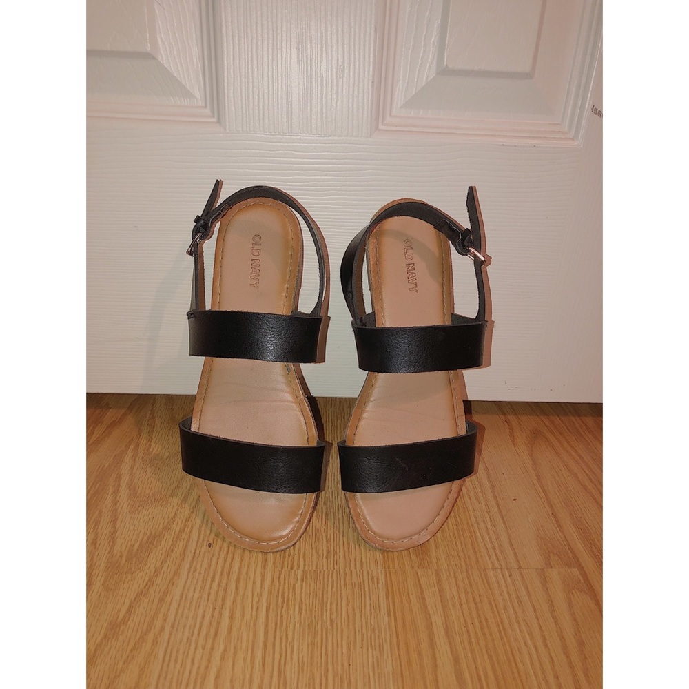 Black sandals